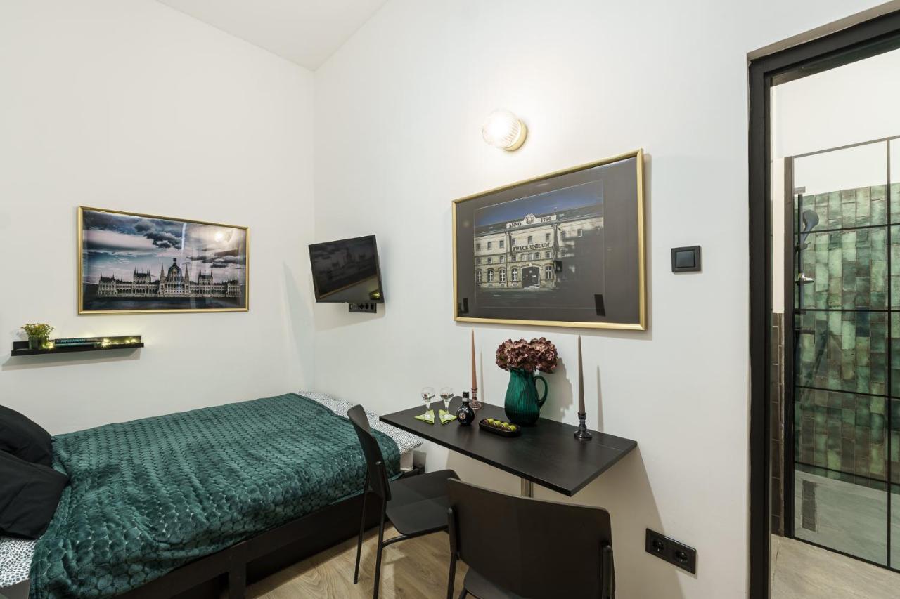Hungarikum Studios Budapest Luaran gambar